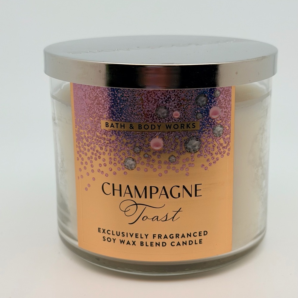 Bath & Body Works - Champagne Toast - 
3-Wick Candle